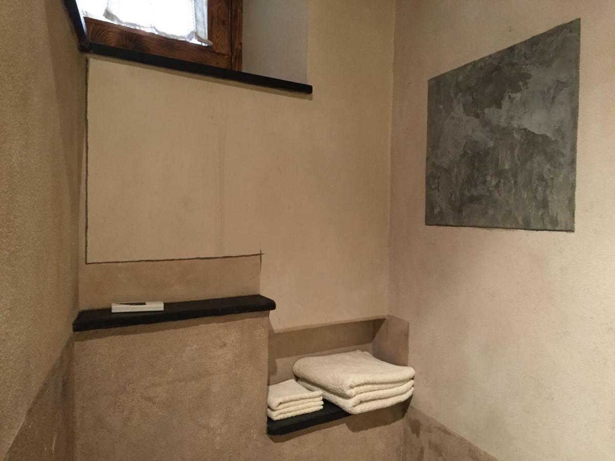 Lovingenoa - Antico Convento Apartment ภายนอก รูปภาพ