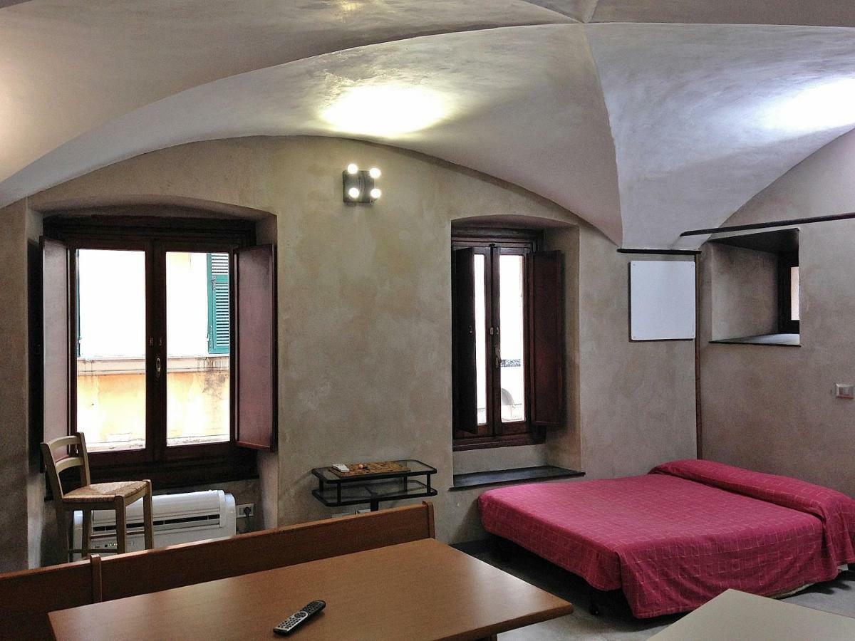 Lovingenoa - Antico Convento Apartment ภายนอก รูปภาพ