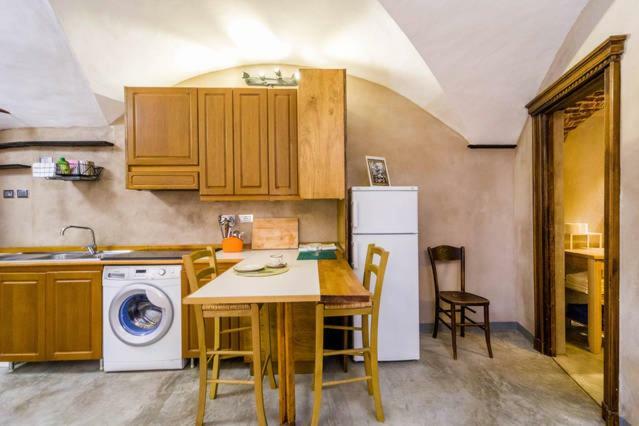 Lovingenoa - Antico Convento Apartment ภายนอก รูปภาพ