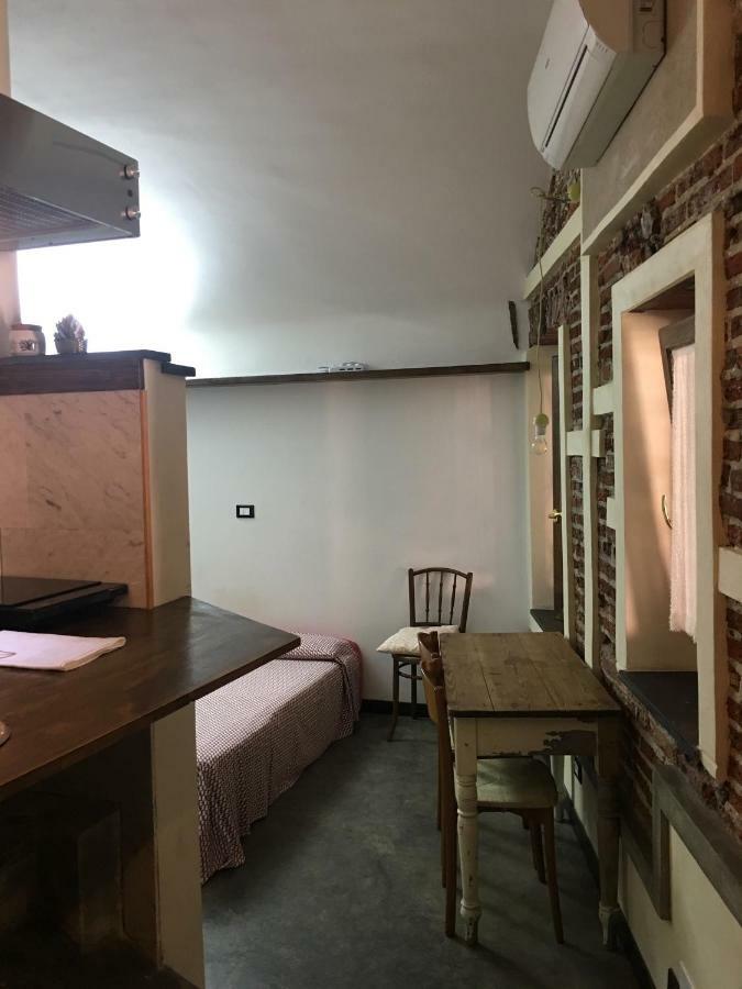 Lovingenoa - Antico Convento Apartment ภายนอก รูปภาพ